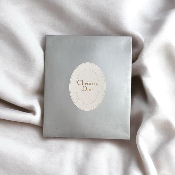 Christian Dior Luxury Wool Throw Blanket - Cozy Gift for her 🎁FAST SHIPPING - Picture 5 of 6